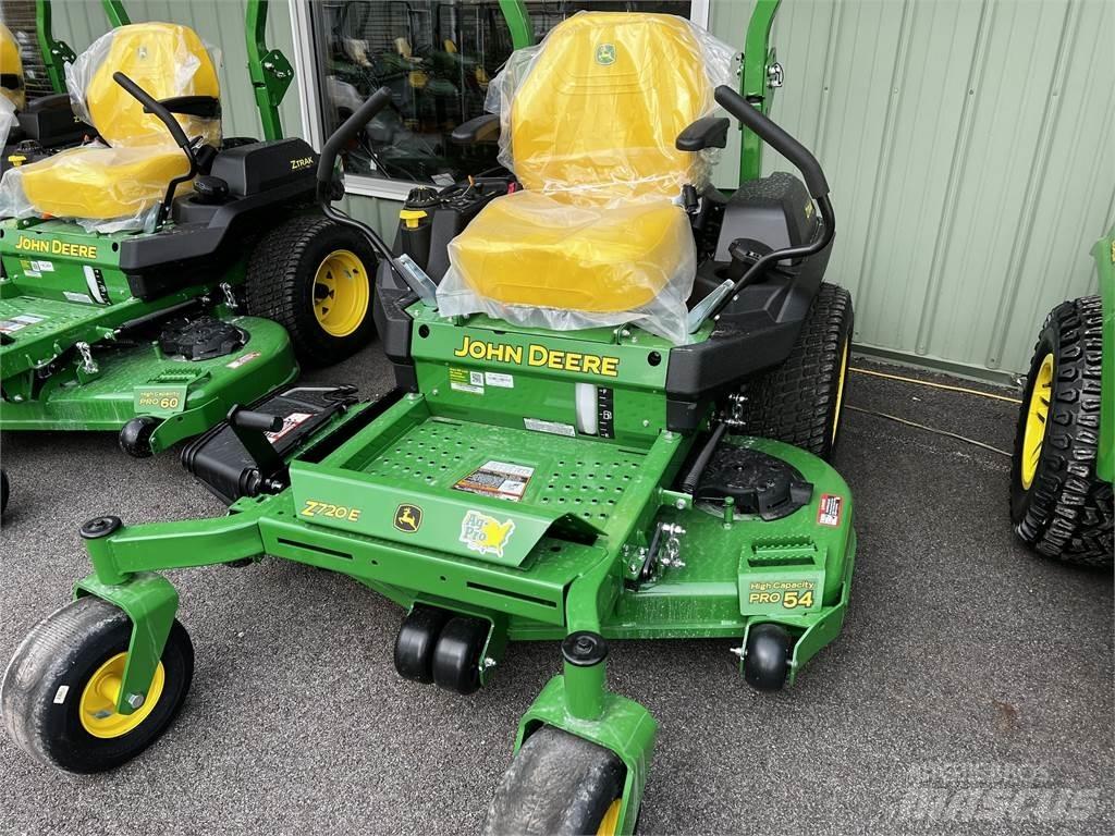 John Deere Z720E 0 - pöörderaadiuse niidukid