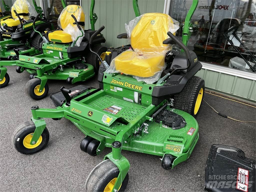 John Deere Z720E 0 - pöörderaadiuse niidukid