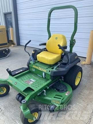 John Deere Z720E 0 - pöörderaadiuse niidukid