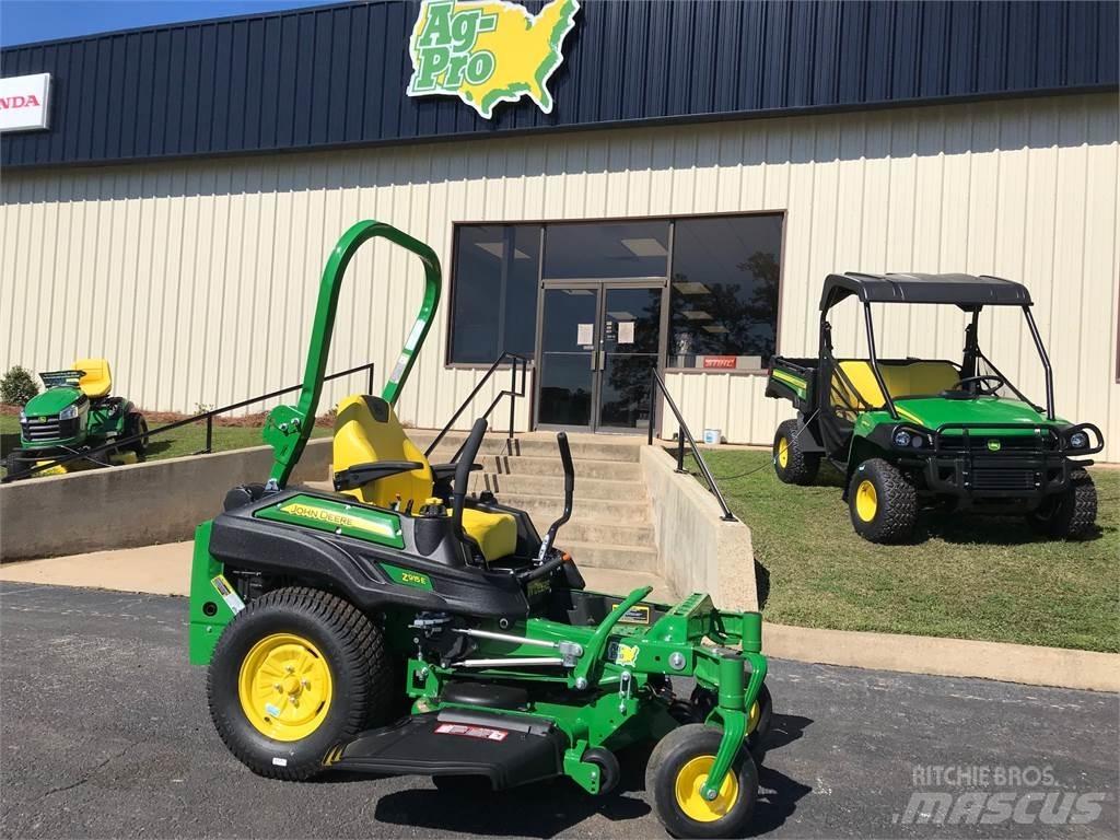 John Deere Z915E 0 - pöörderaadiuse niidukid