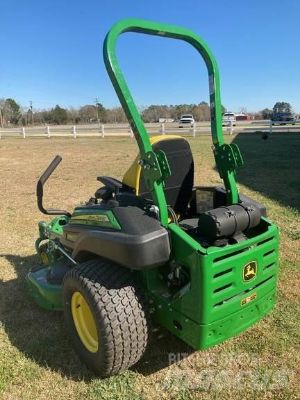 John Deere Z915E 0 - pöörderaadiuse niidukid