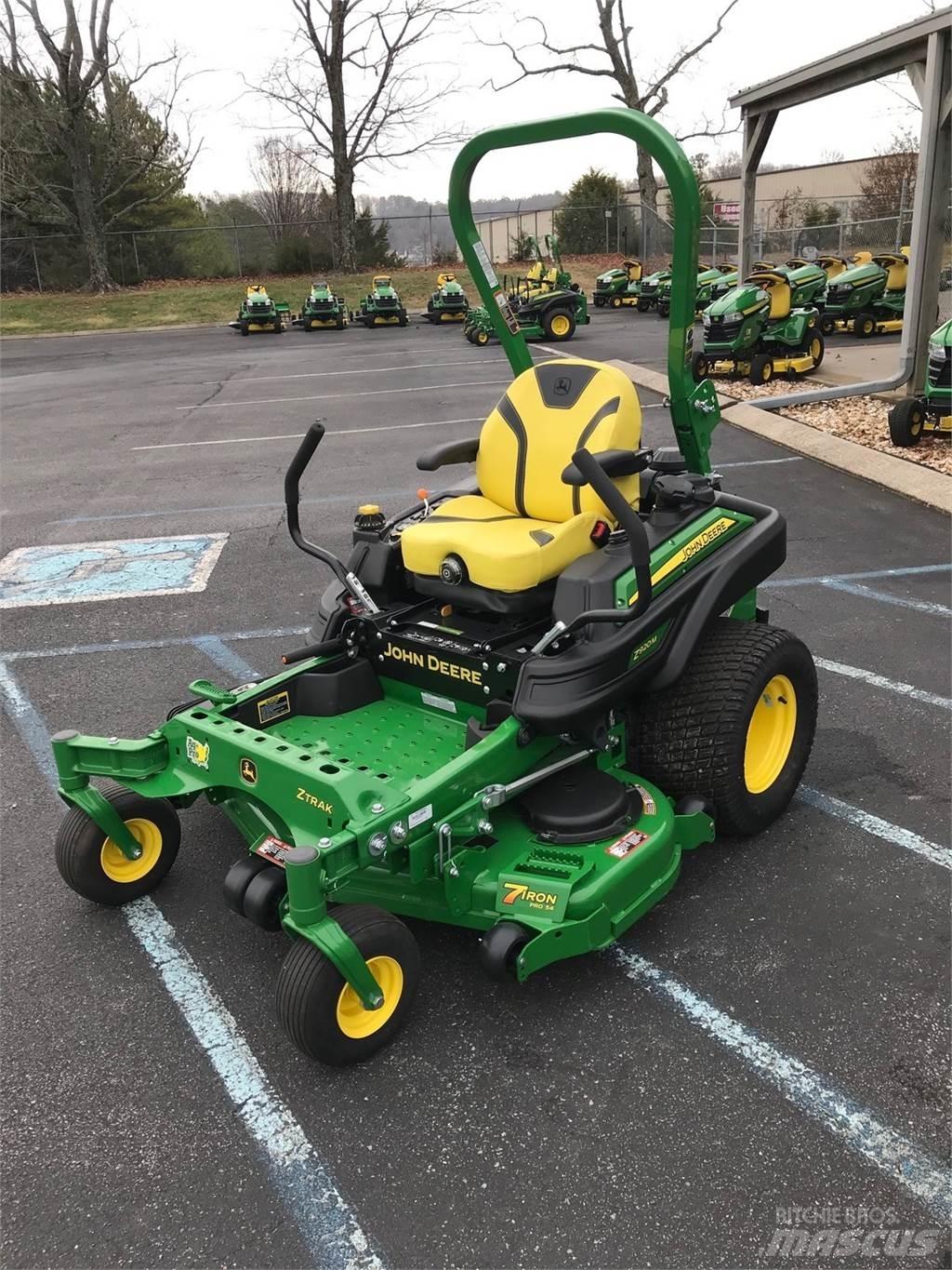 John Deere Z920M 0 - pöörderaadiuse niidukid