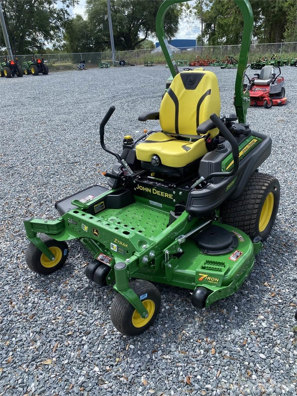 John Deere Z920M 0 - pöörderaadiuse niidukid