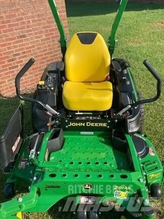 John Deere Z920M 0 - pöörderaadiuse niidukid