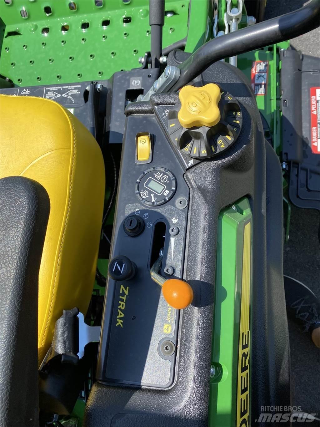 John Deere Z920M 0 - pöörderaadiuse niidukid