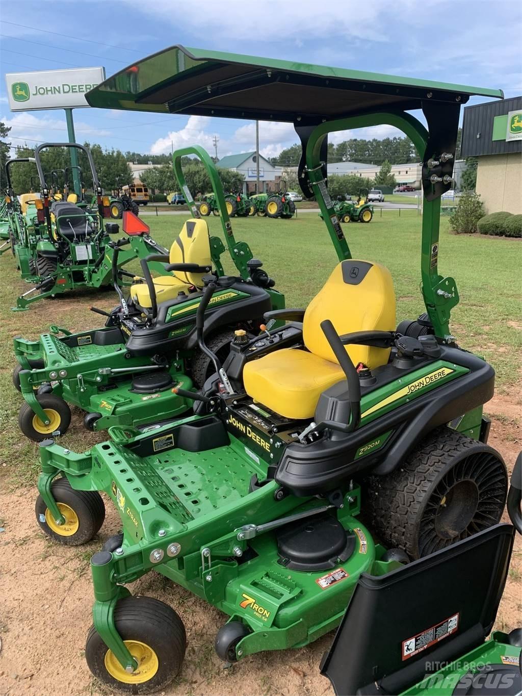 John Deere Z920M 0 - pöörderaadiuse niidukid