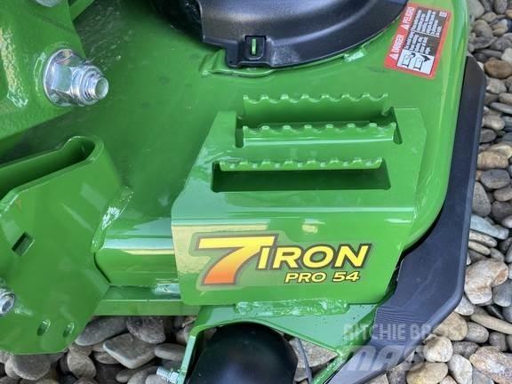 John Deere Z920M 0 - pöörderaadiuse niidukid