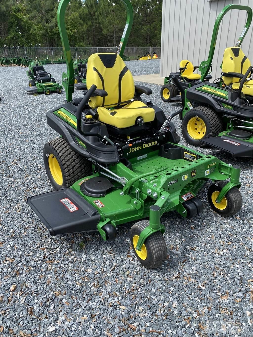 John Deere Z920M 0 - pöörderaadiuse niidukid