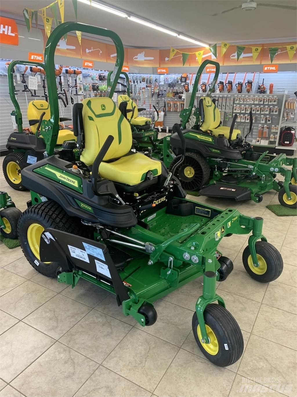 John Deere Z920M 0 - pöörderaadiuse niidukid