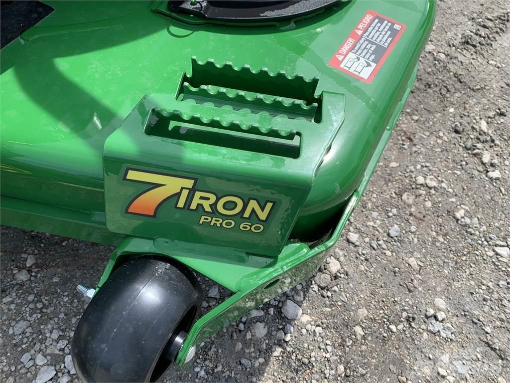 John Deere Z930M 0 - pöörderaadiuse niidukid