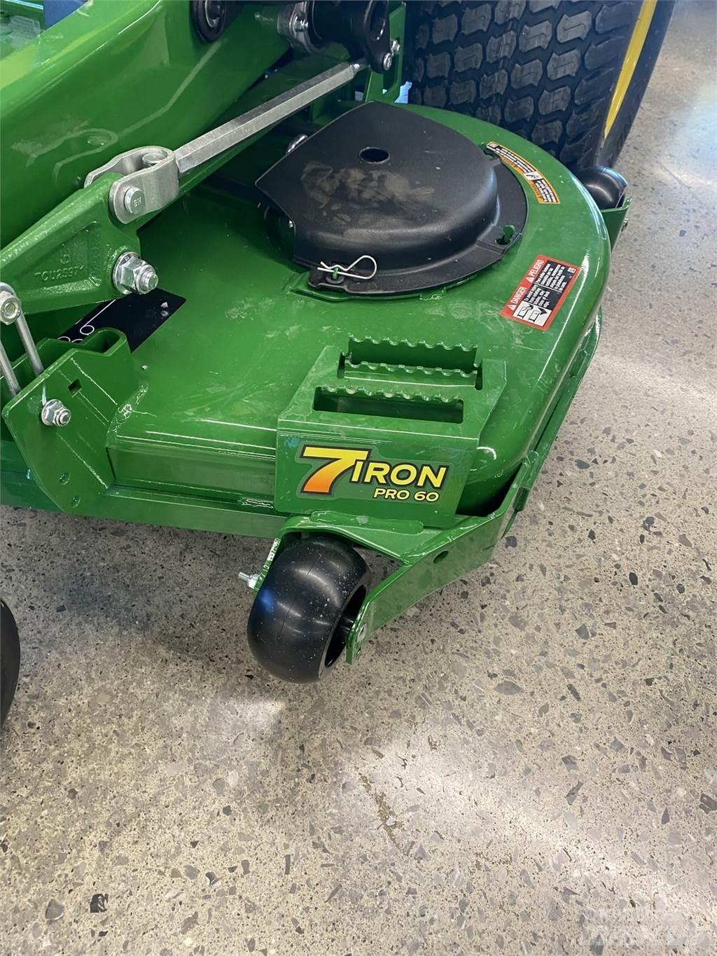 John Deere Z930M 0 - pöörderaadiuse niidukid