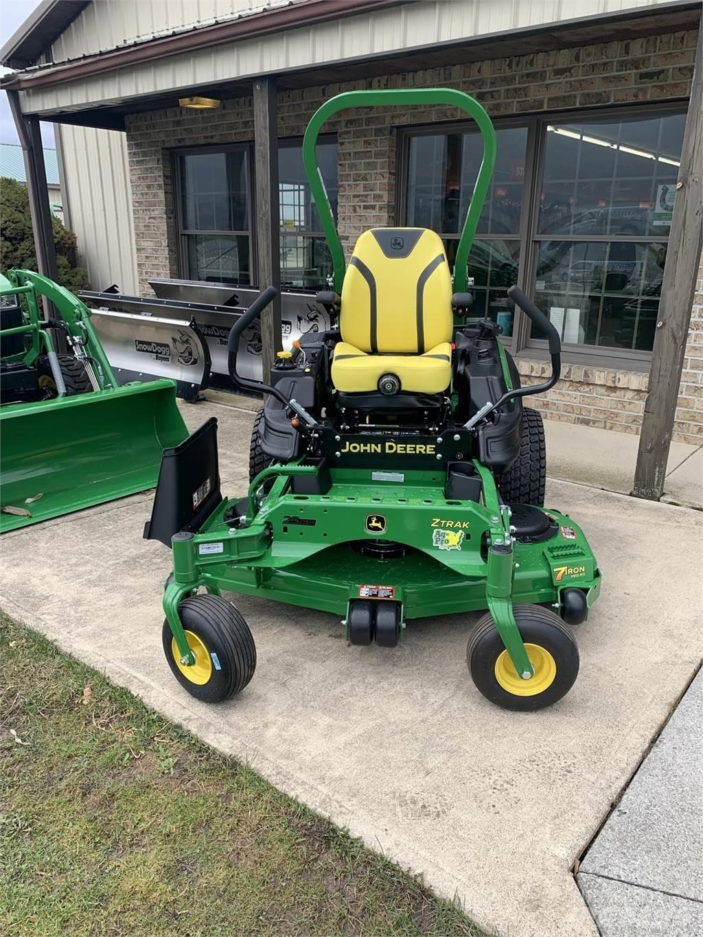 John Deere Z930M 0 - pöörderaadiuse niidukid
