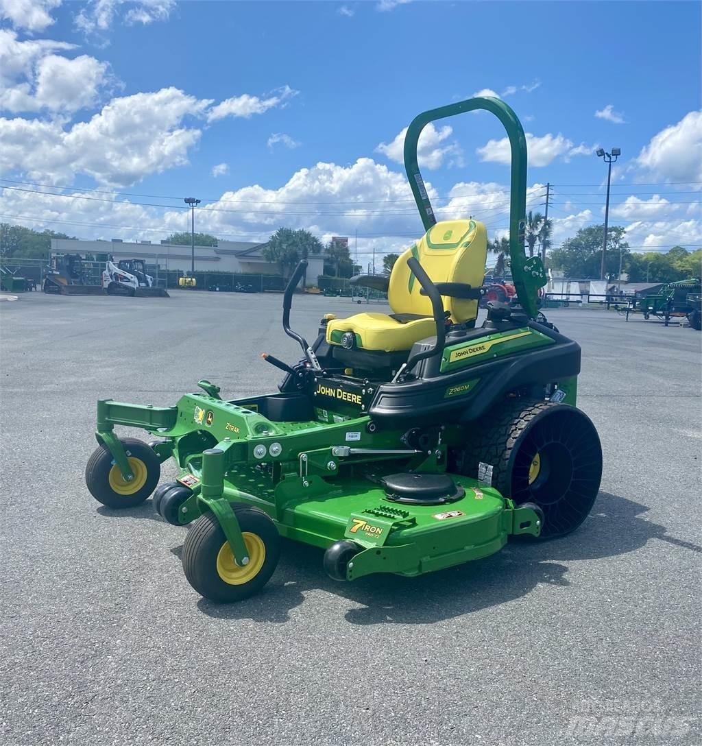 John Deere Z950M 0 - pöörderaadiuse niidukid