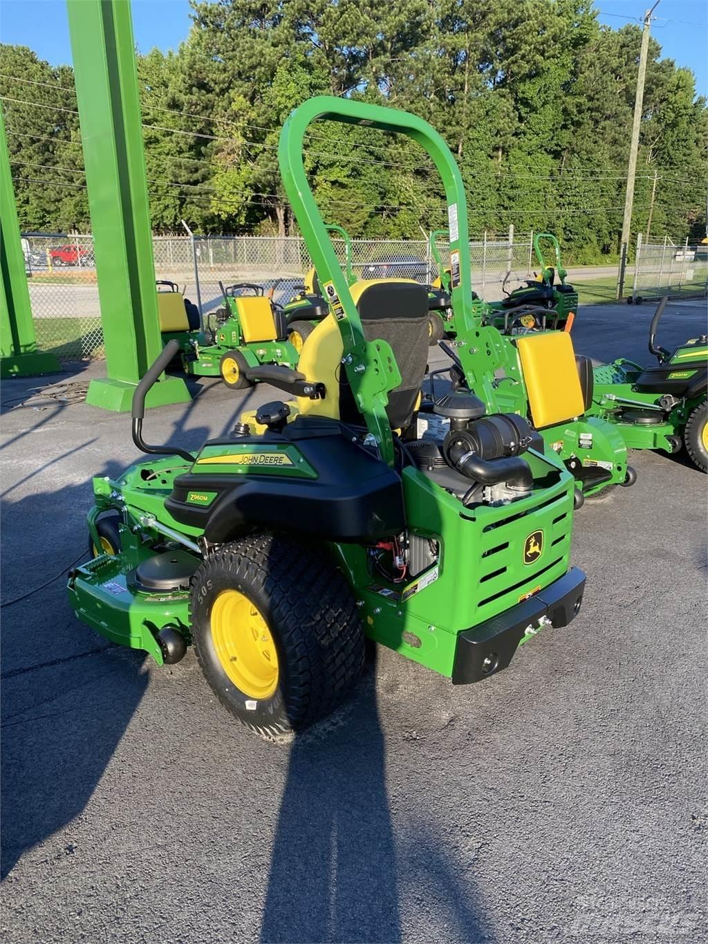 John Deere Z960M 0 - pöörderaadiuse niidukid