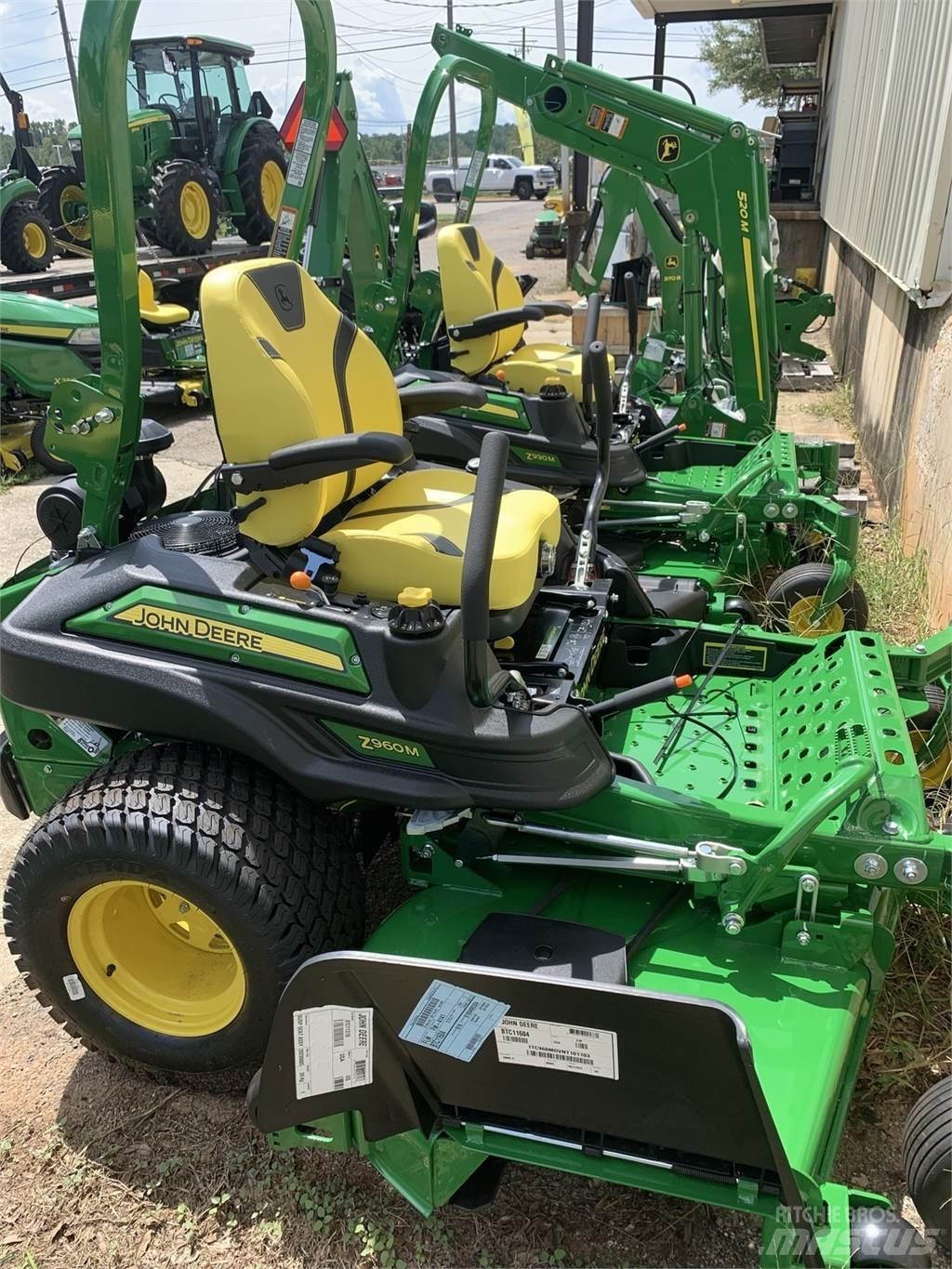 John Deere Z960M 0 - pöörderaadiuse niidukid