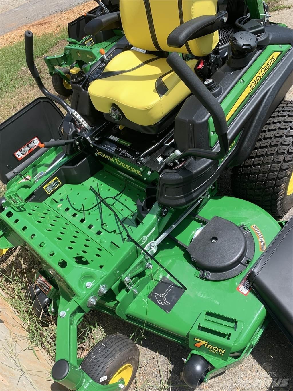 John Deere Z960M 0 - pöörderaadiuse niidukid
