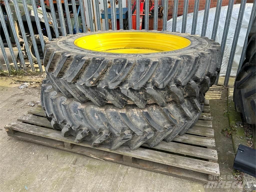 Row Crop Tyres Rehvid, rattad ja veljed