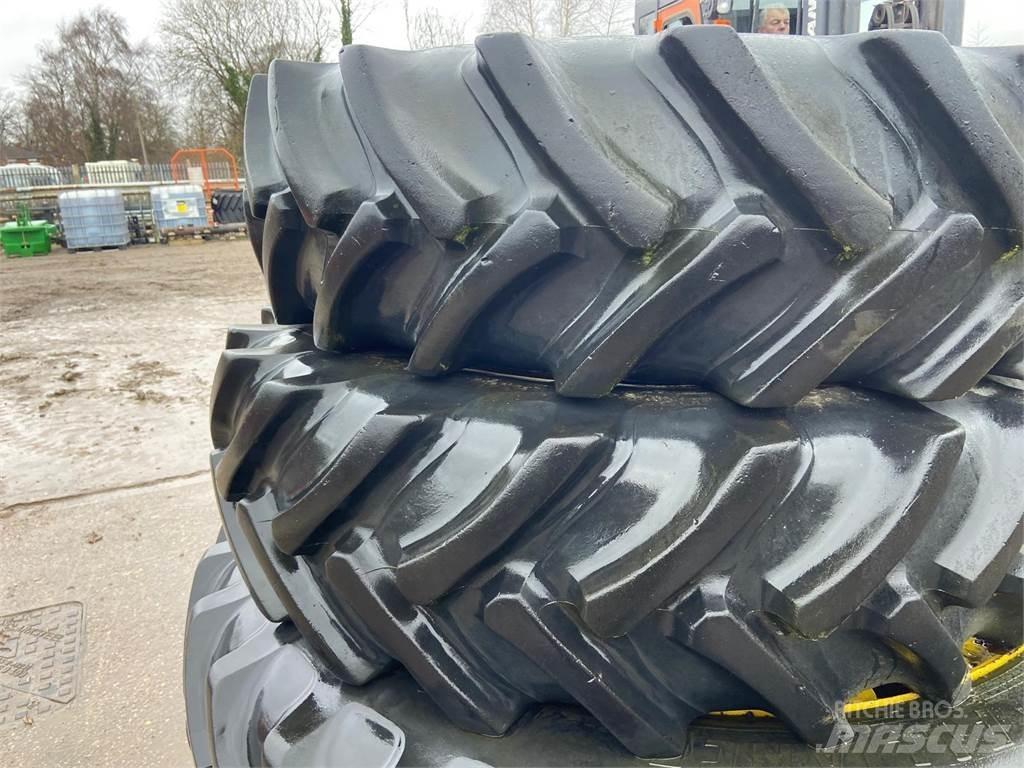  Row Crop Wheels Rehvid, rattad ja veljed