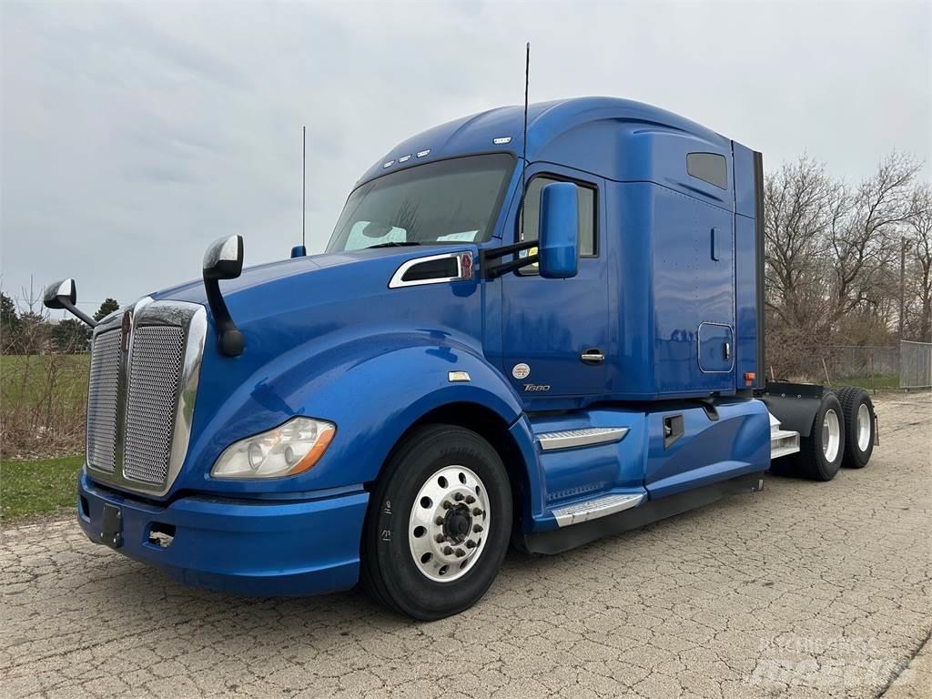 Kenworth T680 Sadulveokid