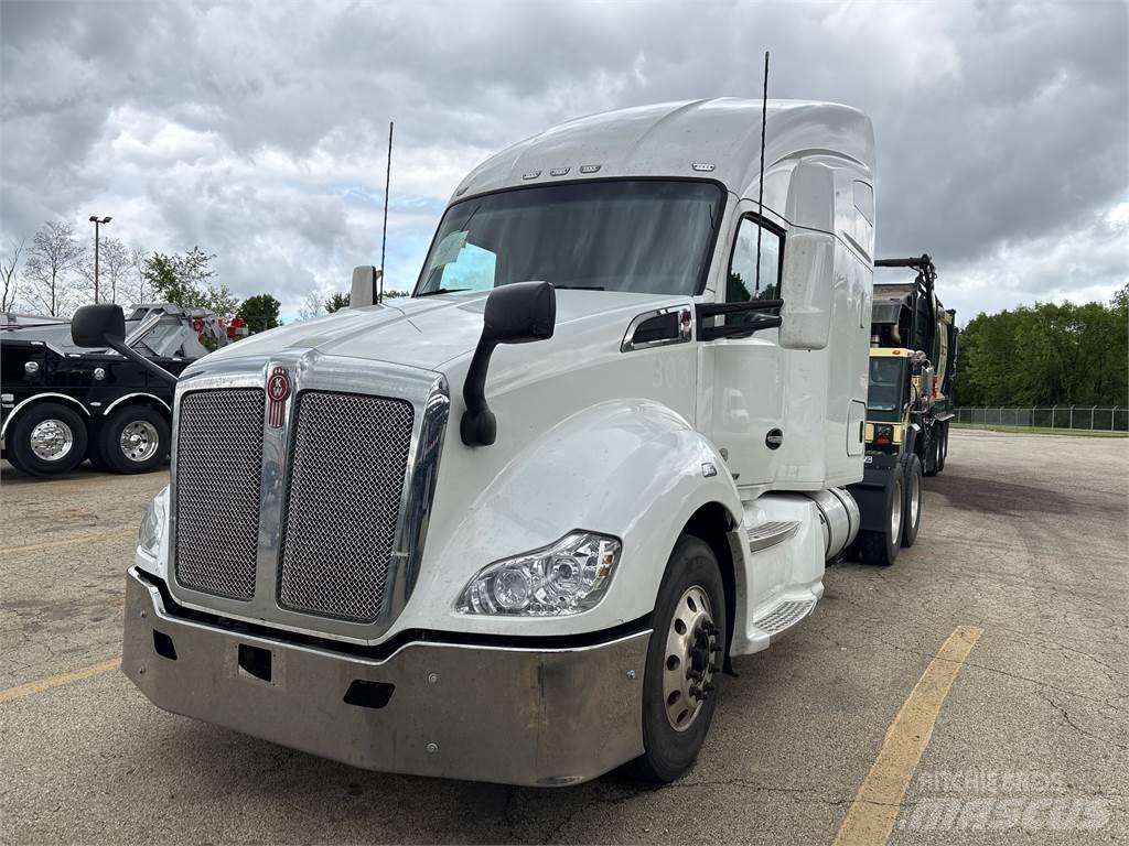 Kenworth T680 Sadulveokid