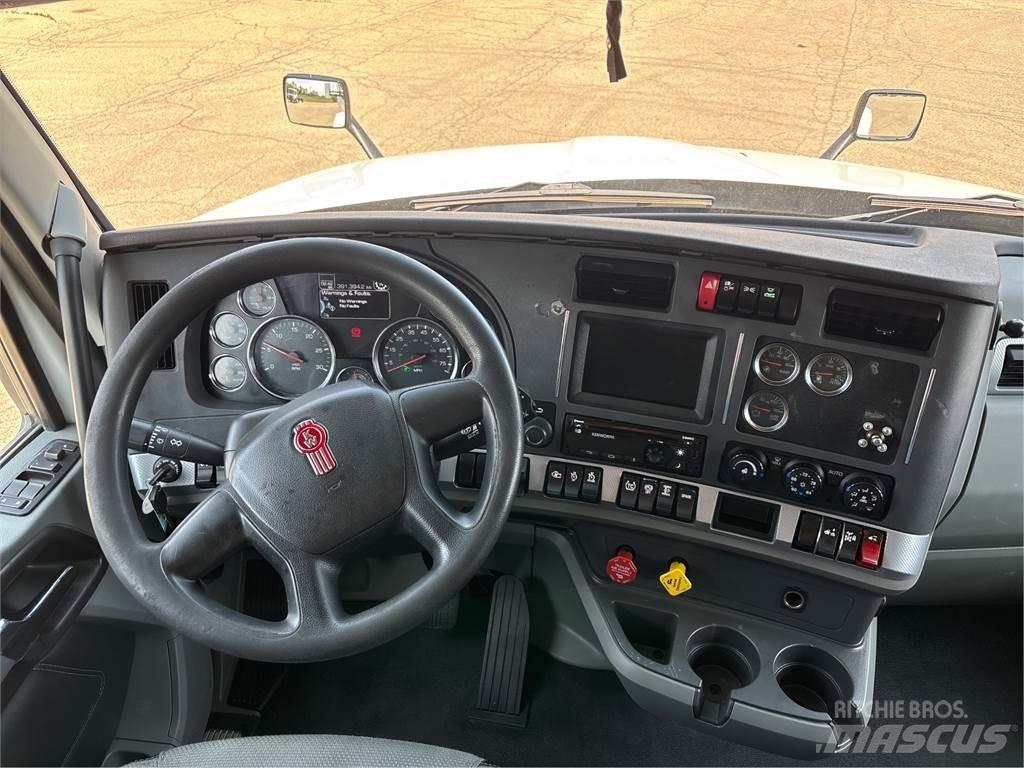 Kenworth T680 Sadulveokid