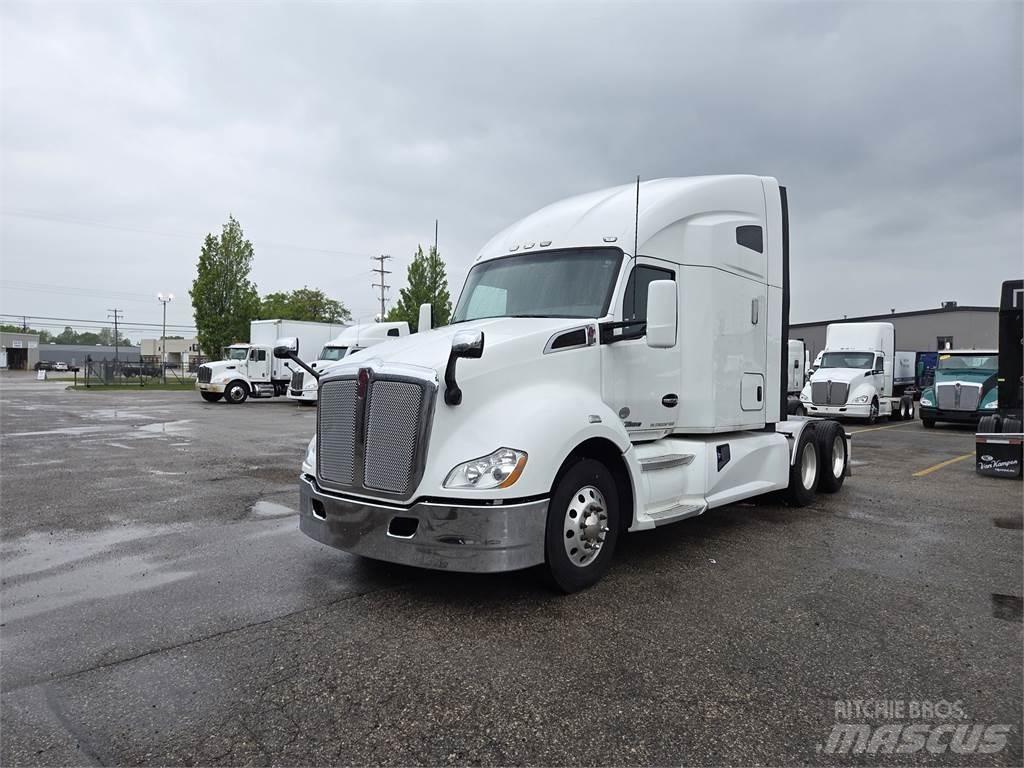 Kenworth T680 Sadulveokid