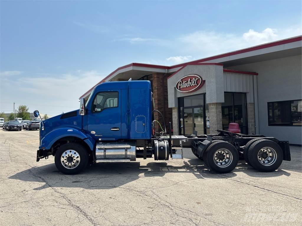 Kenworth T880 Sadulveokid