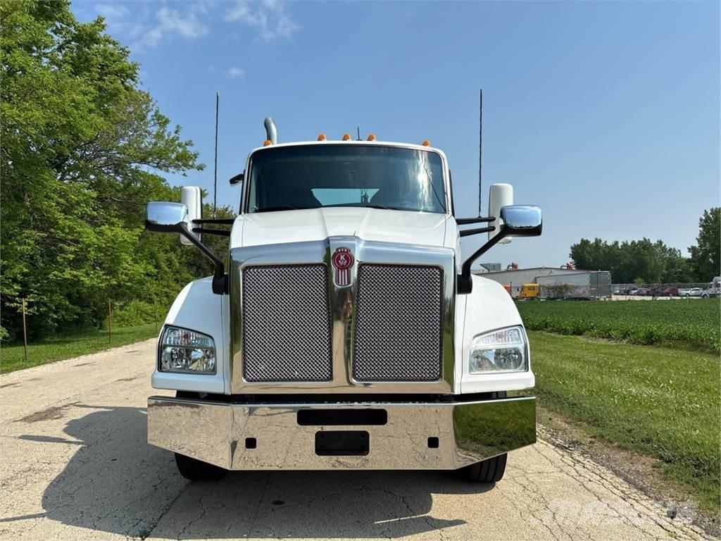 Kenworth T880 Sadulveokid