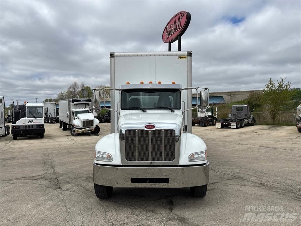 Peterbilt 337 Furgoonautod