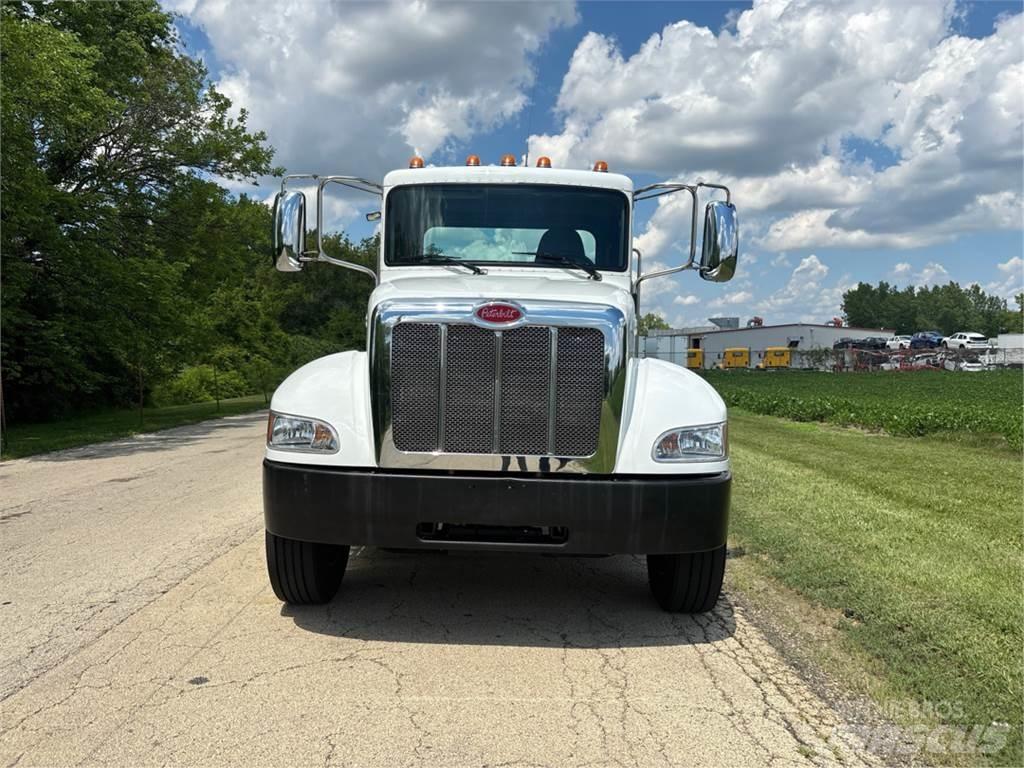 Peterbilt 337 Raamautod
