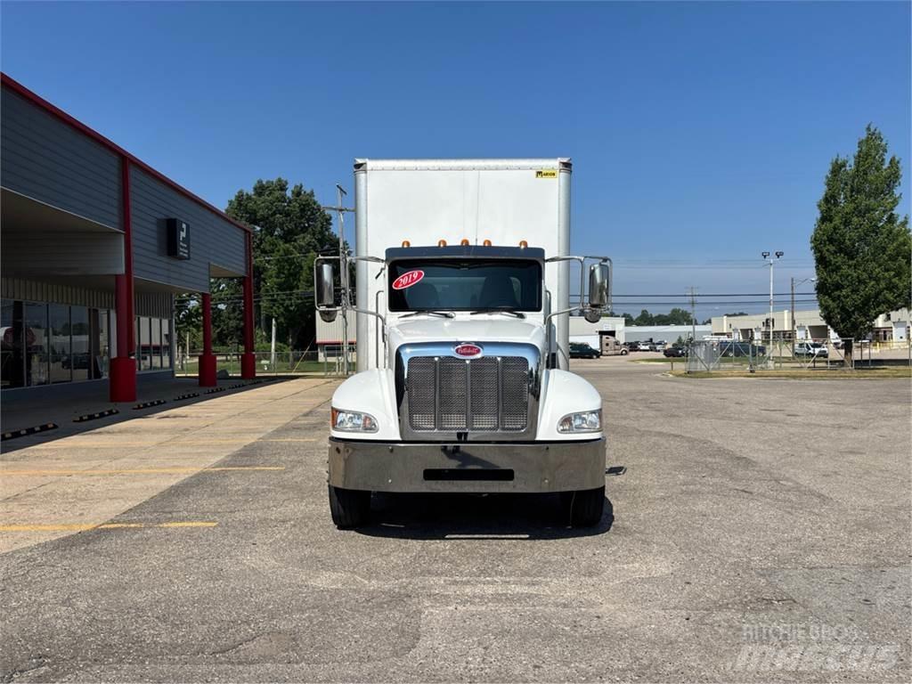 Peterbilt 337 Furgoonautod