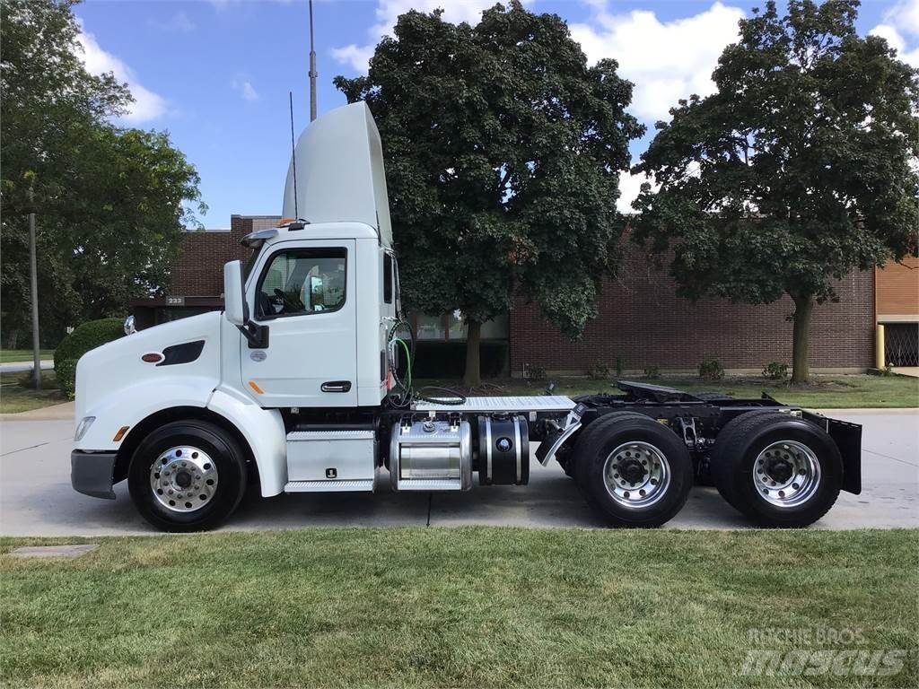 Peterbilt 579 Sadulveokid