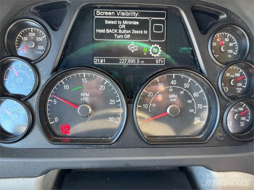 Peterbilt 579 Sadulveokid