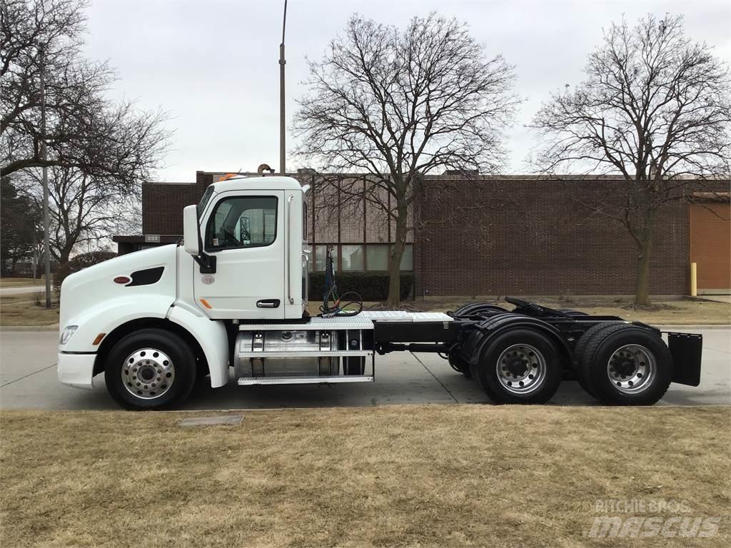 Peterbilt 579 Sadulveokid