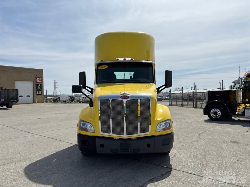 Peterbilt 579 Sadulveokid