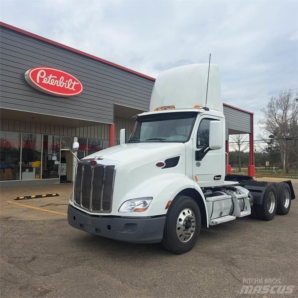 Peterbilt 579 Sadulveokid