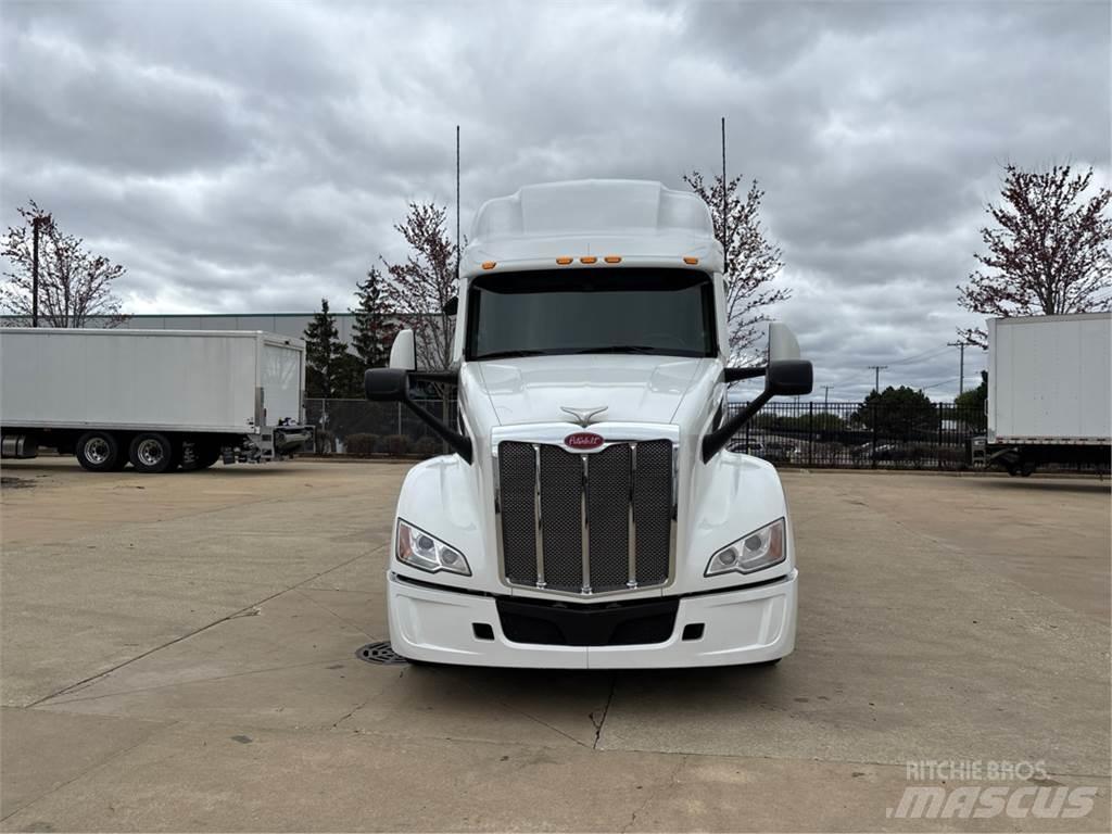 Peterbilt 579 Sadulveokid
