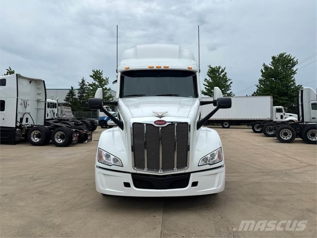 Peterbilt 579 Sadulveokid