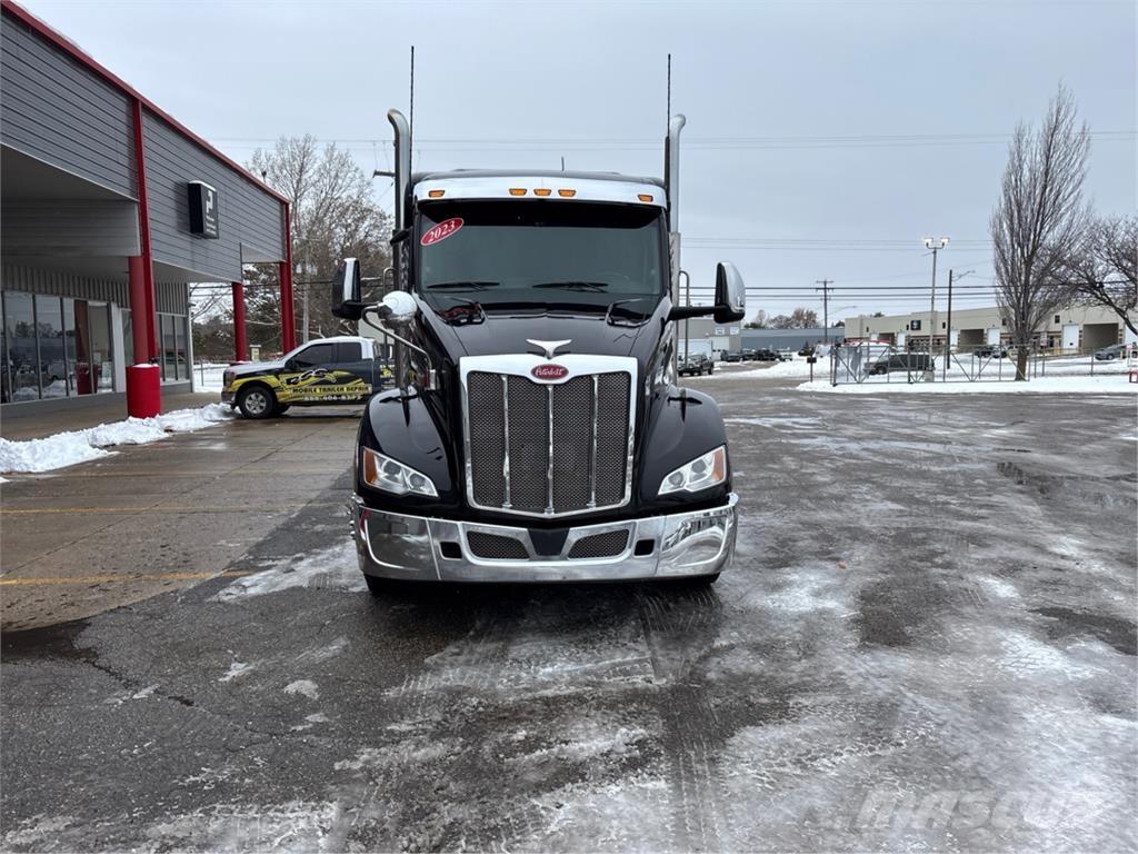 Peterbilt 579 Sadulveokid