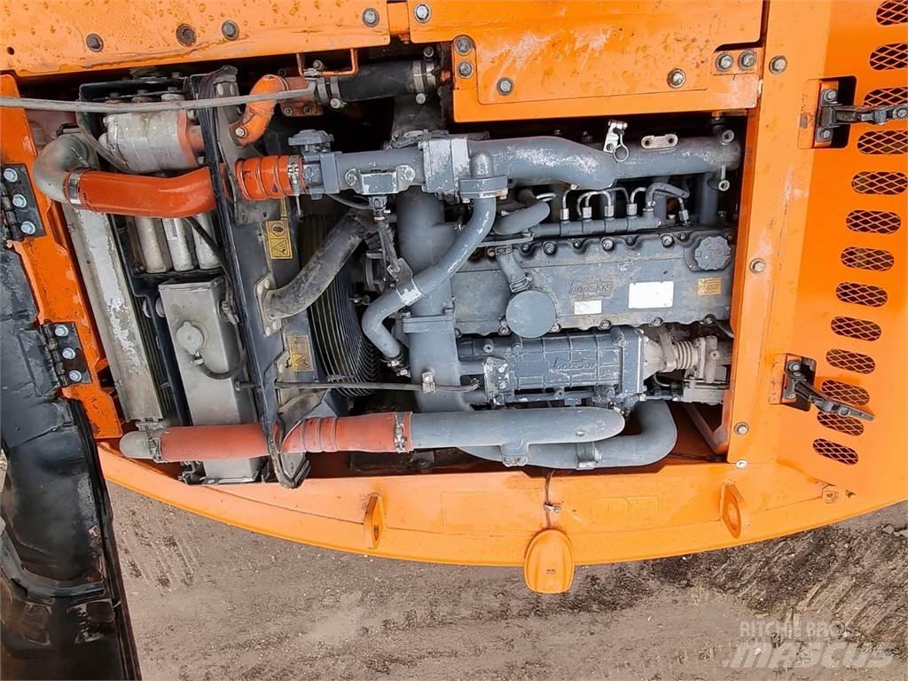 Doosan DX140LC-3 Roomikekskavaatorid