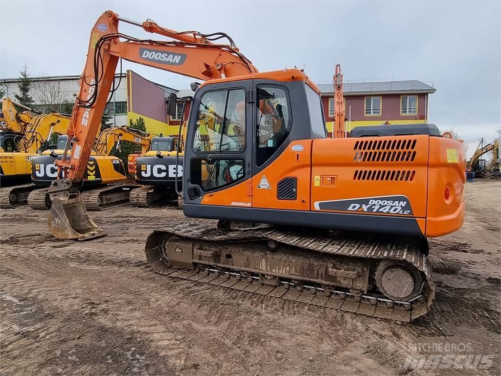 Doosan DX140LC-3 Roomikekskavaatorid