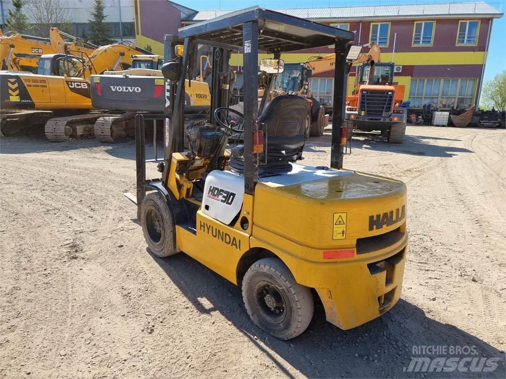 Hyundai Halla HDF30 Diiseltõstukid