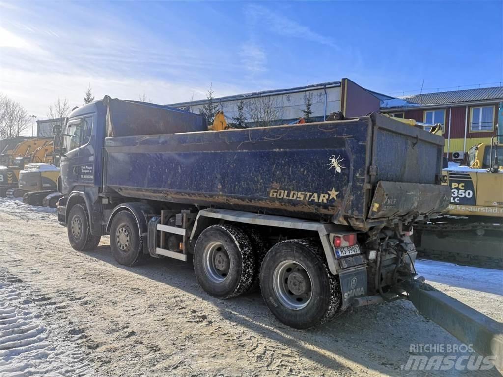 Scania R560 8x4 Vahetuskastiga tõstukautod
