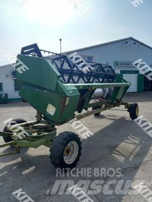 John Deere 2256 2WD Teraviljakombainid