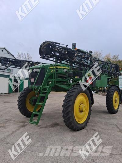John Deere 4730 Iseliikuvad pritsid