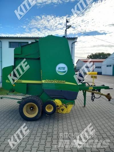 John Deere 592 Ruloonpressid