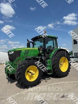 John Deere 6215R Traktorid