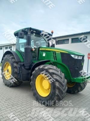 John Deere 7250R Traktorid