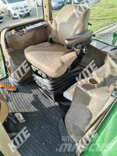 John Deere 8230 Traktorid