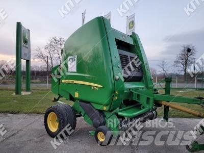 John Deere 854 Ruloonpressid